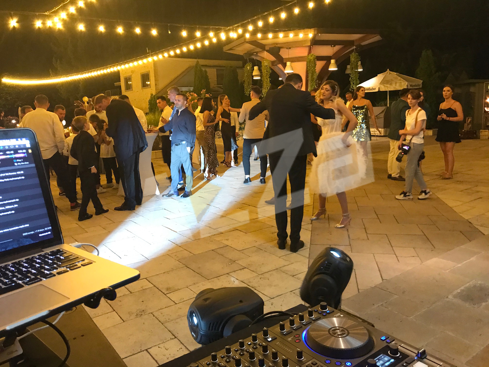AZZA.RO | AzZa Events Studio