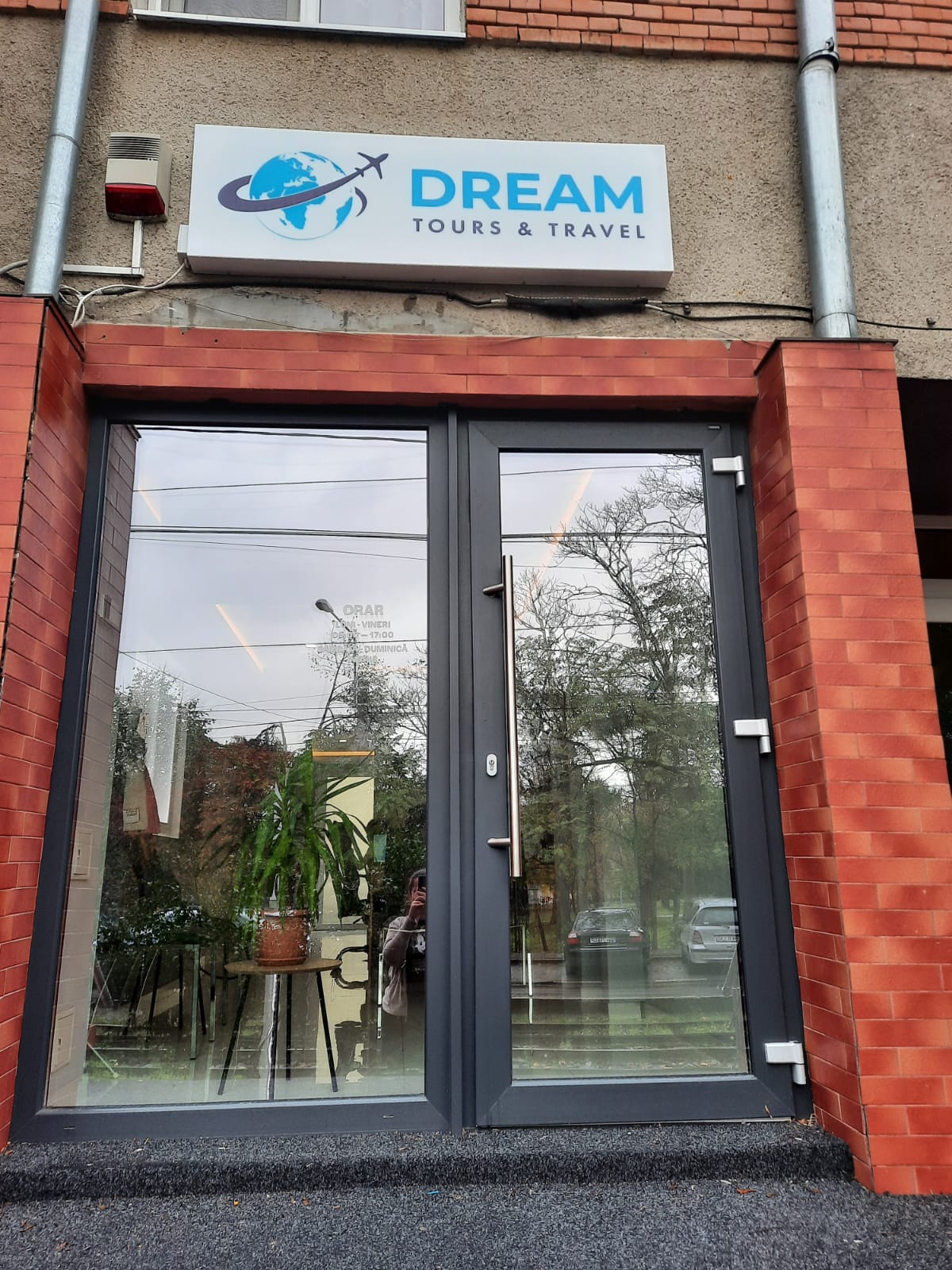 Dream Tours & Travel