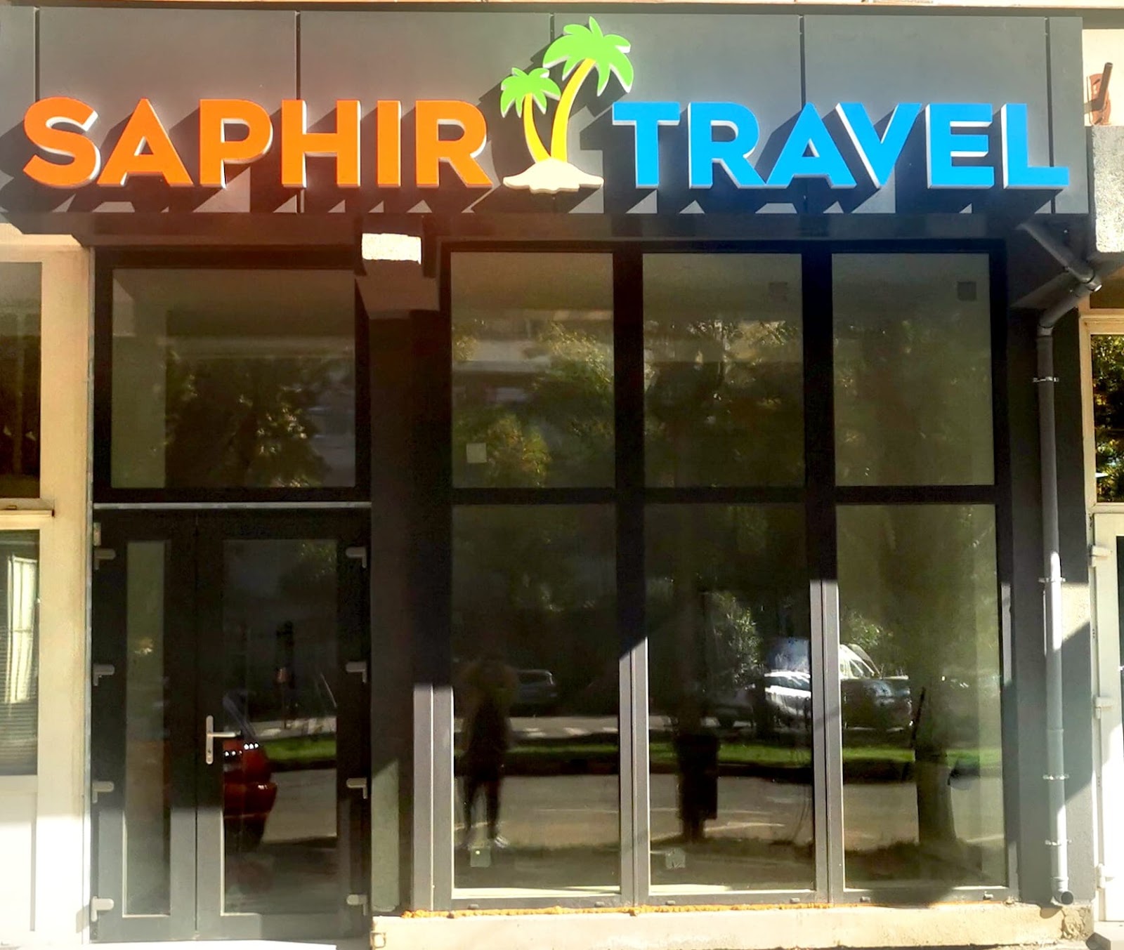 Saphir Travel
