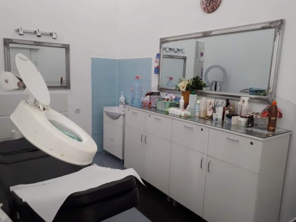 Salon Bella