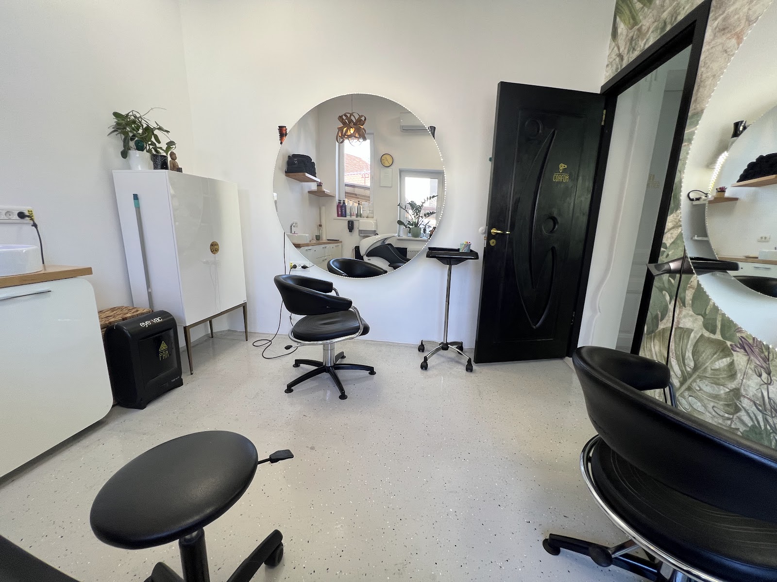 Flow hair studio
