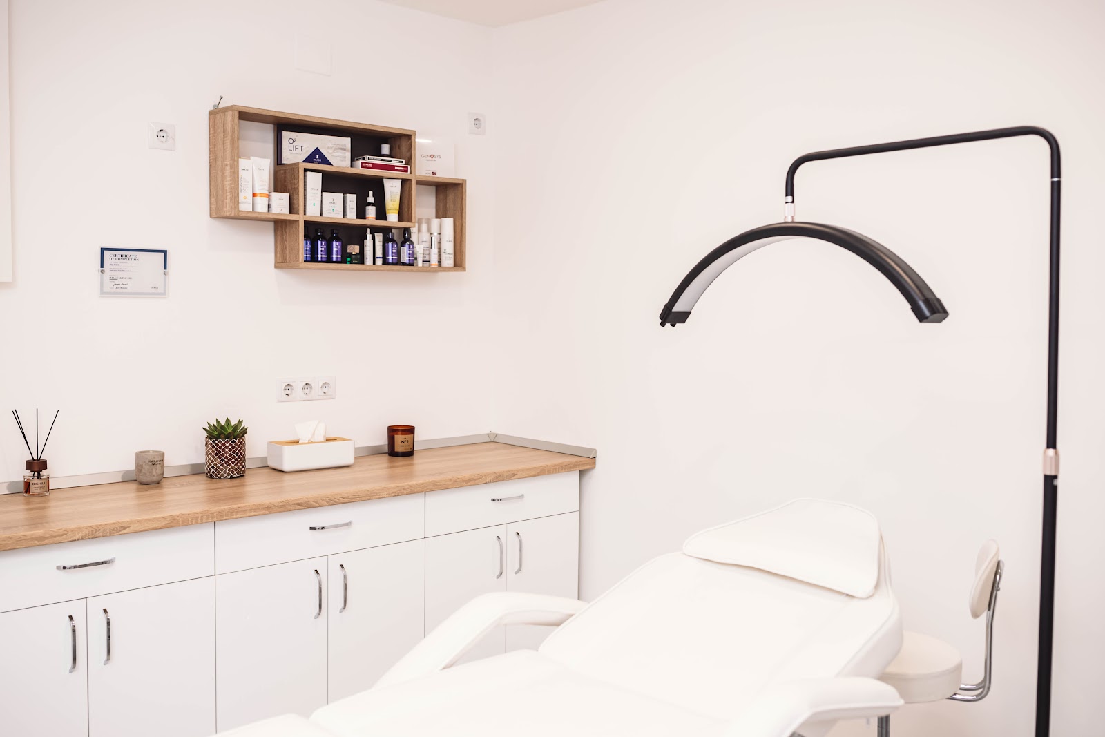 Nora Pop Beauty Studio