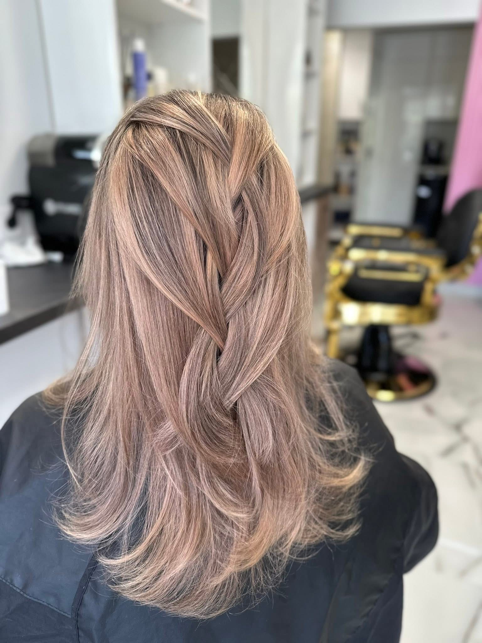 Salon Casilda Nilgesz