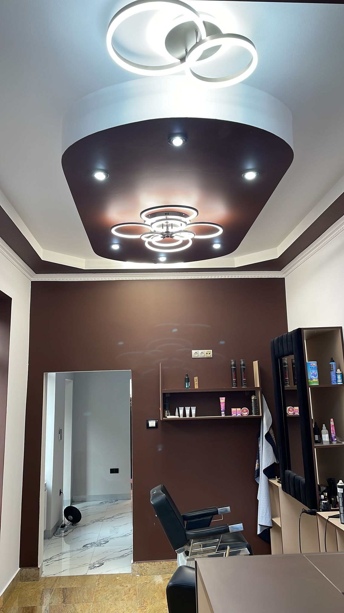 Contur Beauty Center Oradea ,România