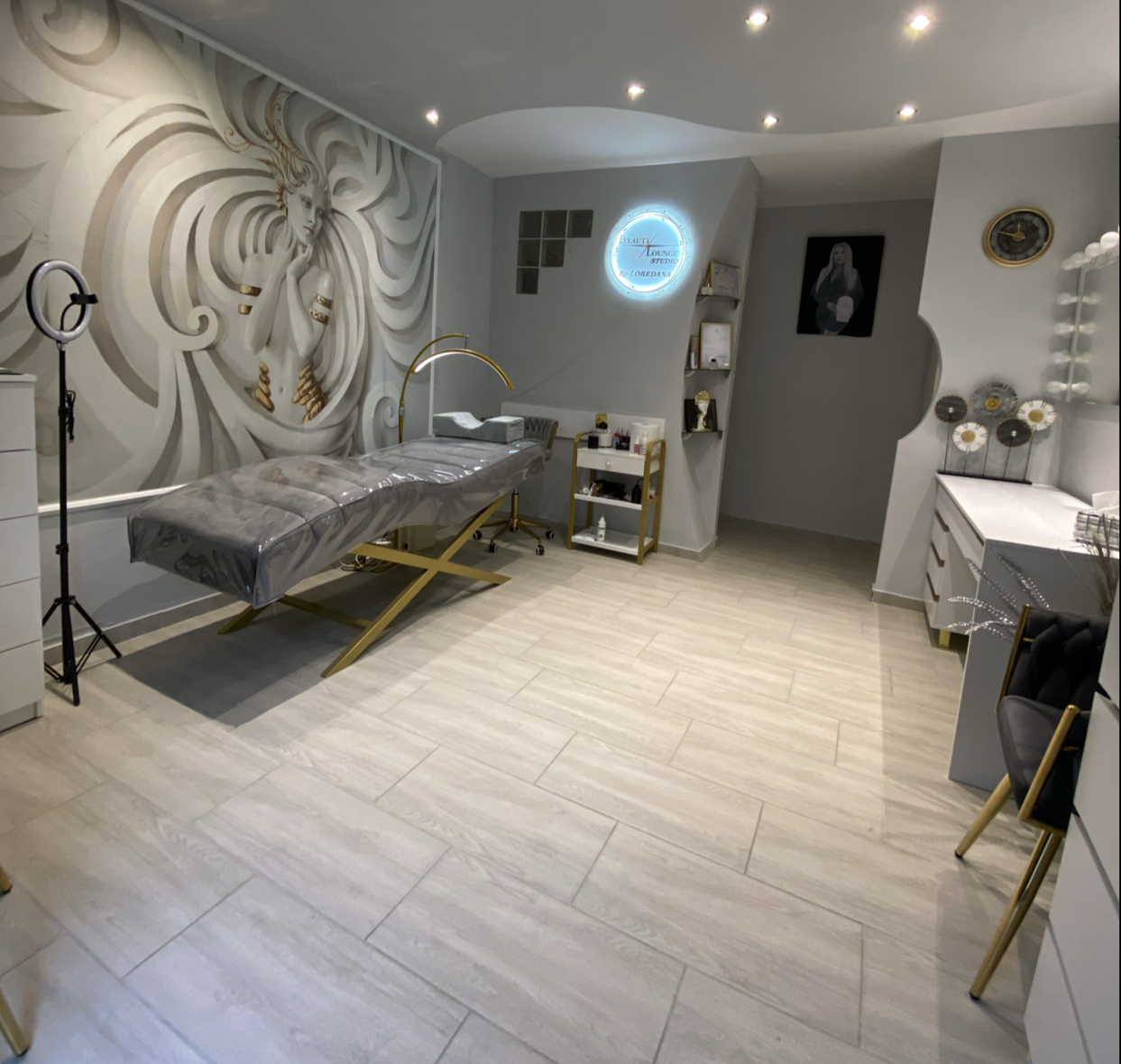 Salon Beauty Lounge