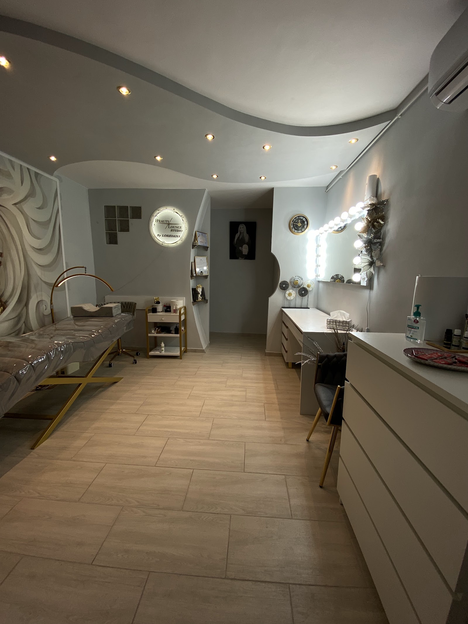 Salon Beauty Lounge