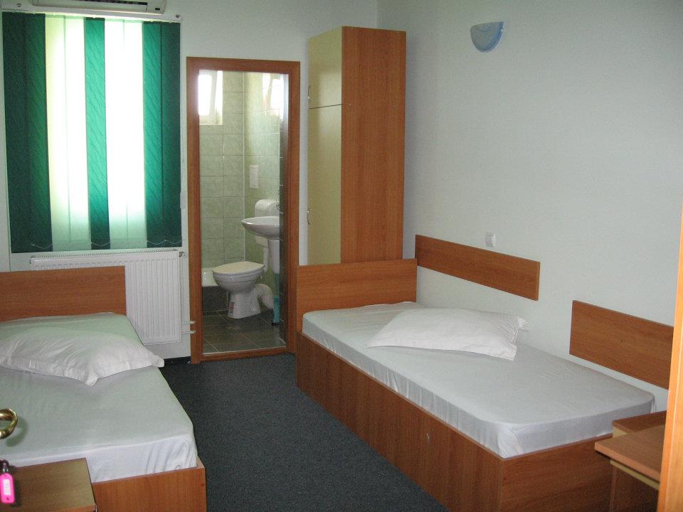 MOTEL - RESTAURANT - BALLROOM COMPLEX EUROPA LG