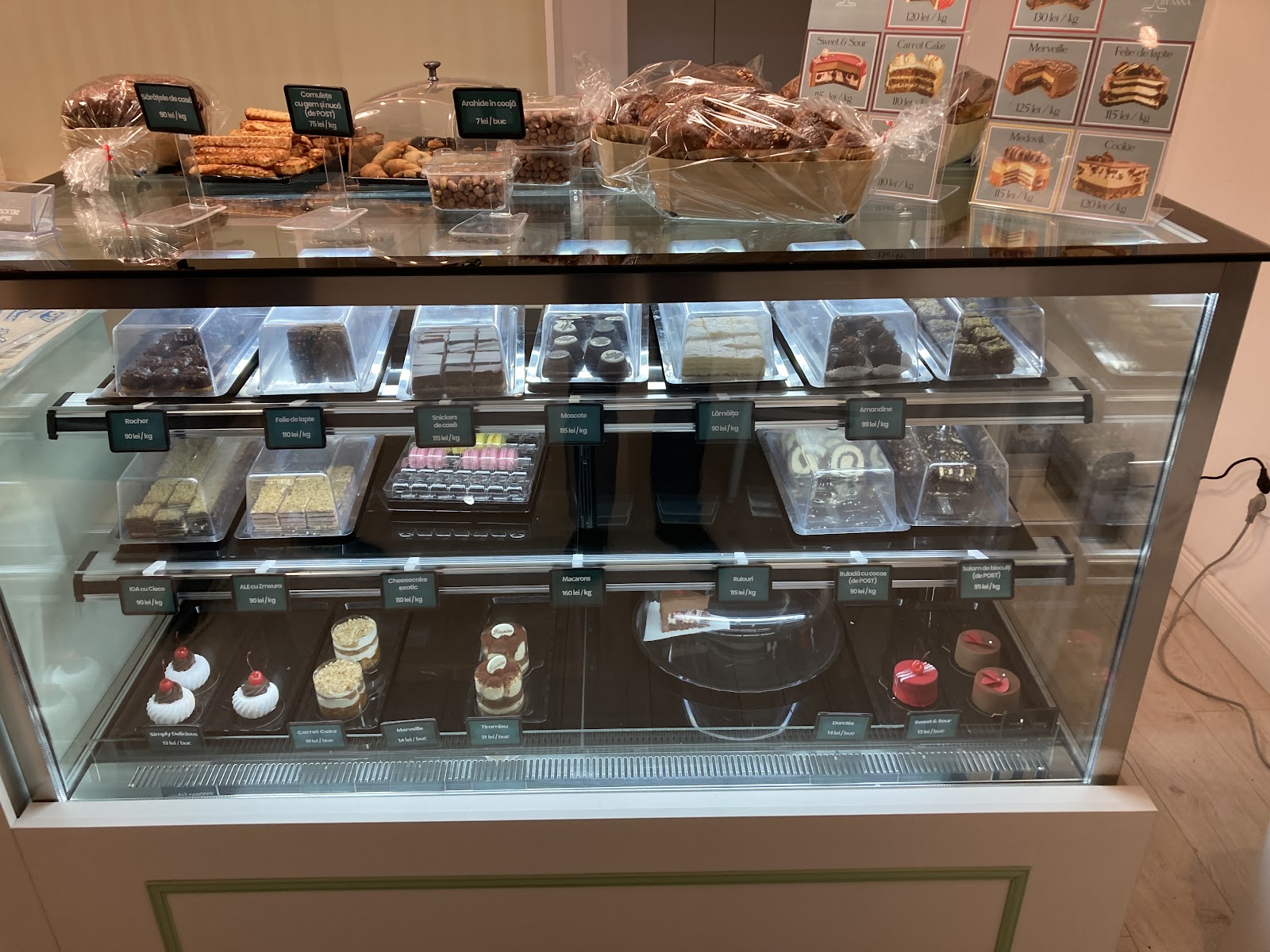 Simply Delicious by ANNA