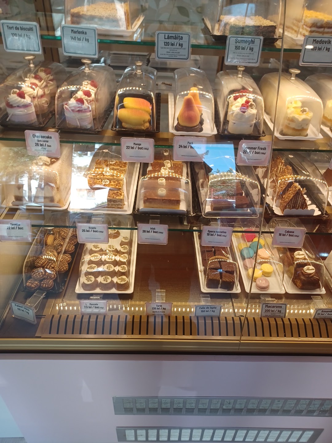 Simply Delicious by ANNA