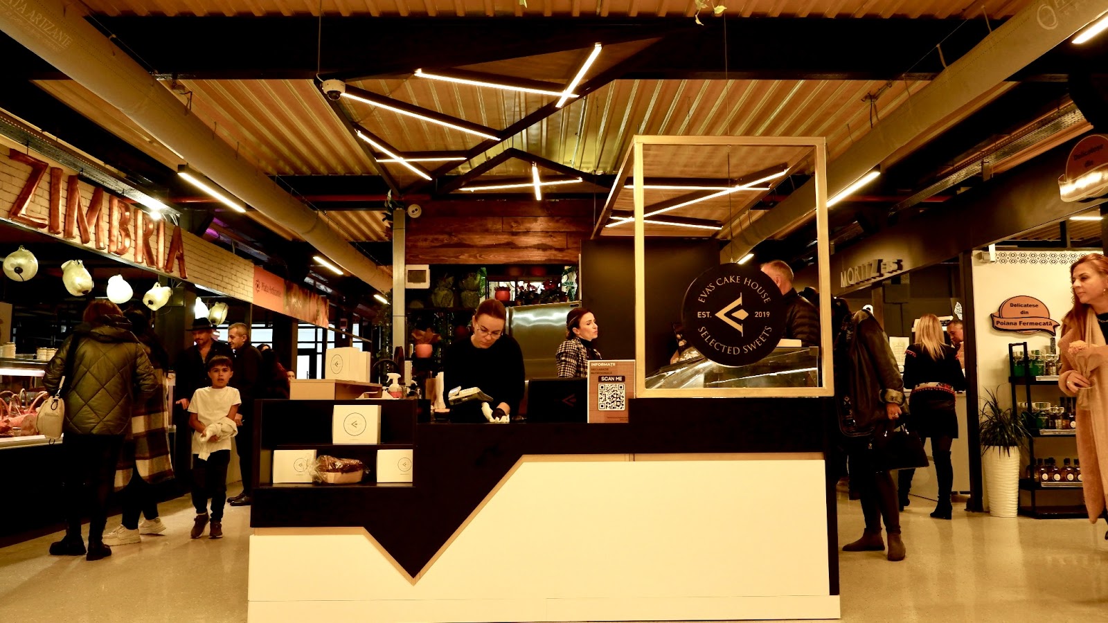 Eva Cake House