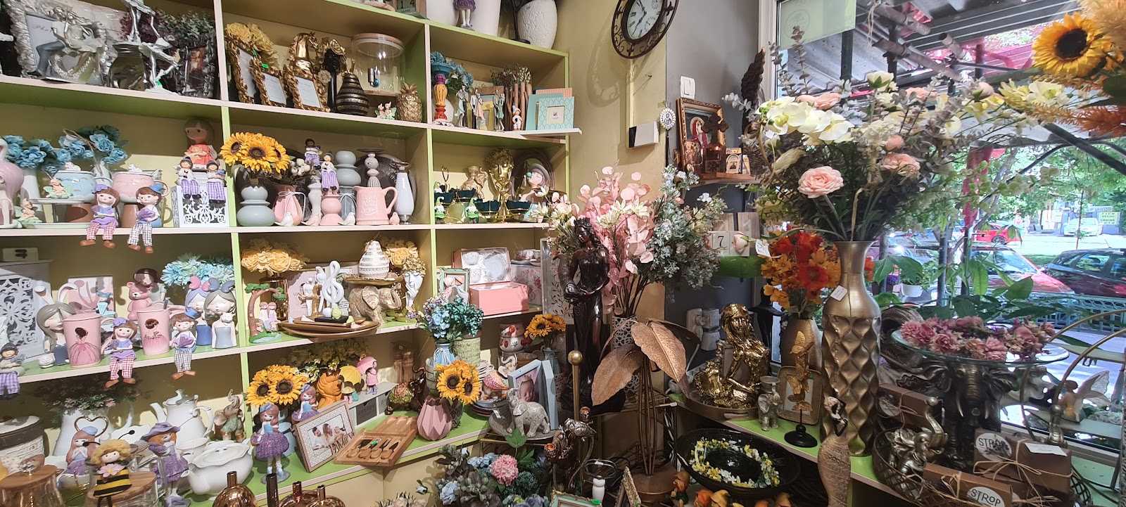 Aleyna Flower Shop