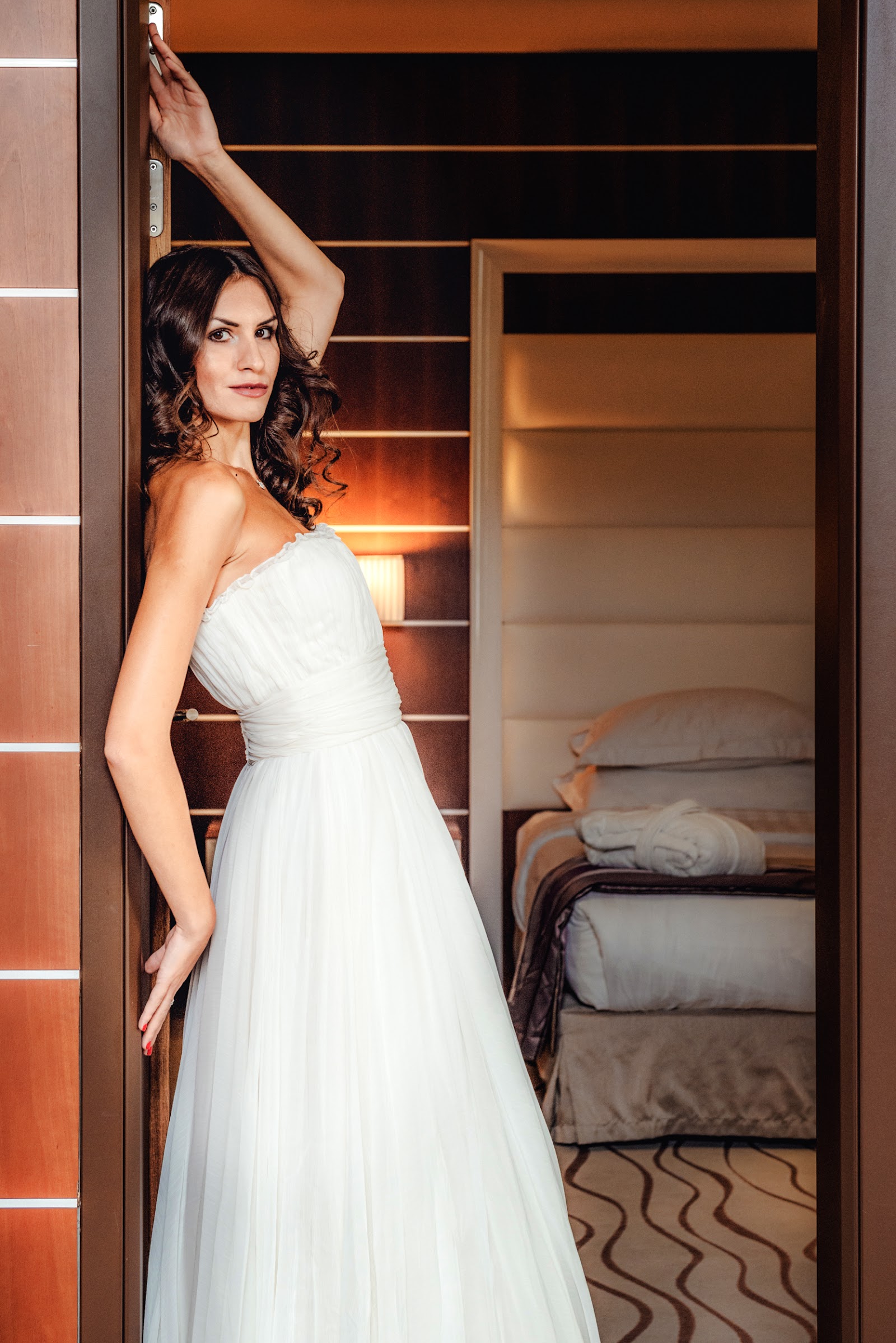 Studio Foto O9VIZIUNE - Fotograf portret, nunta, botez, boudoir, produs.