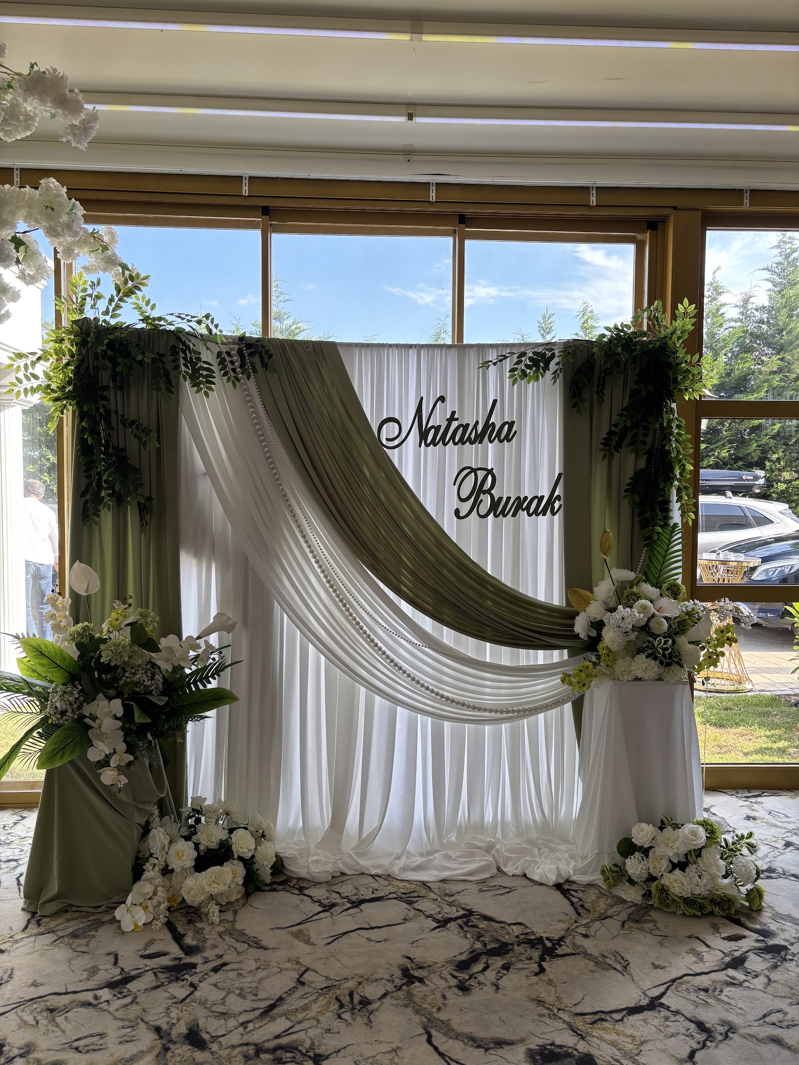 Ami Doana - Events & Wedding Planner