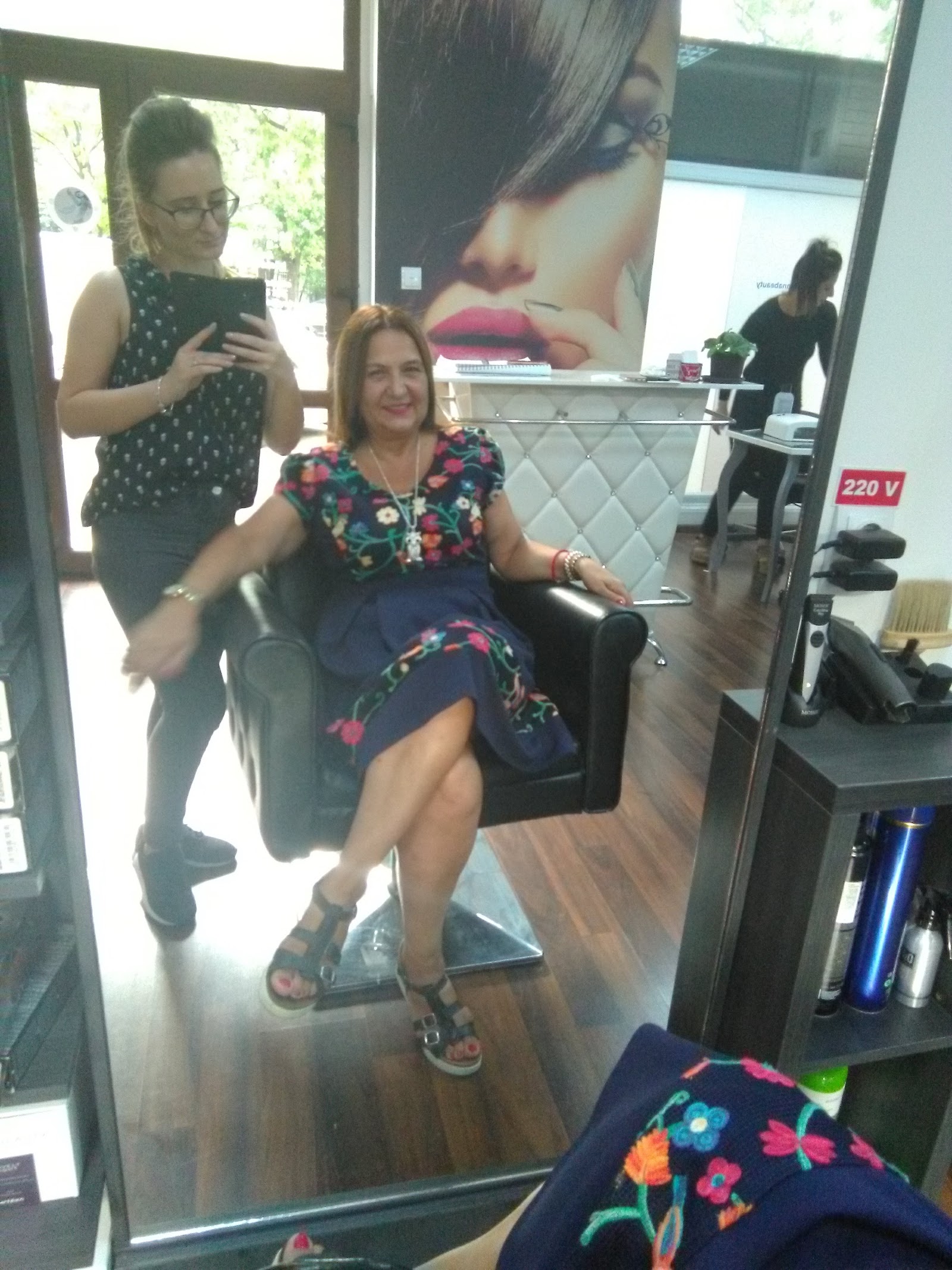 Anna Beauty Salon