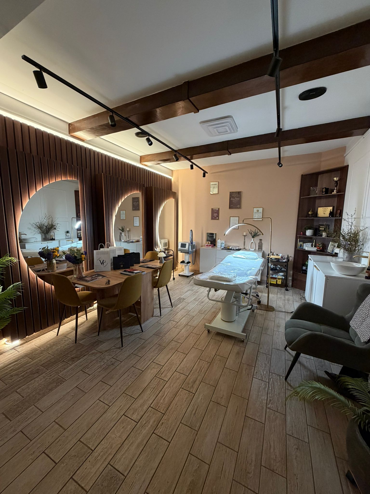 Iuliana Balind Beauty Studio