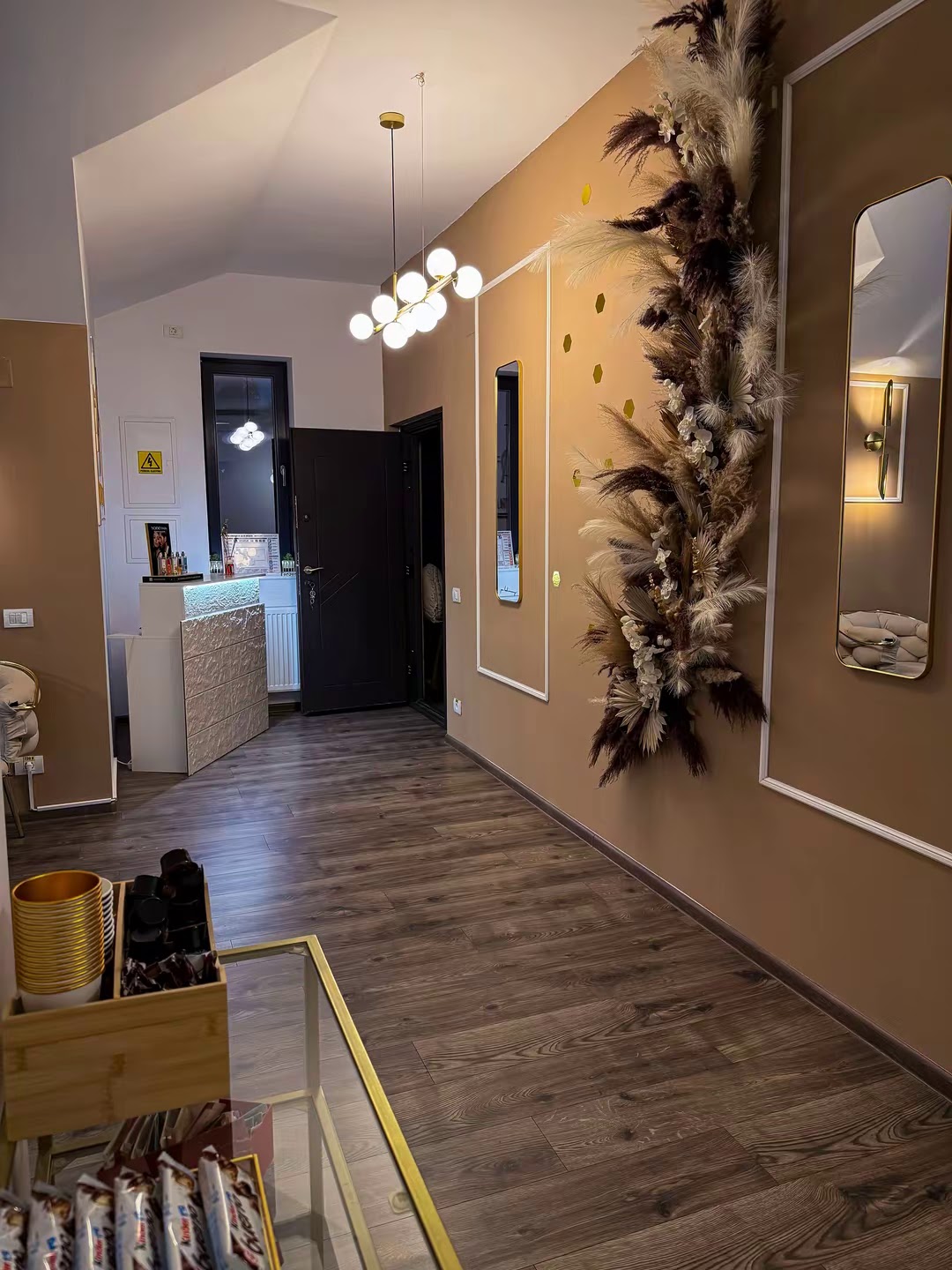 AVANT Salon