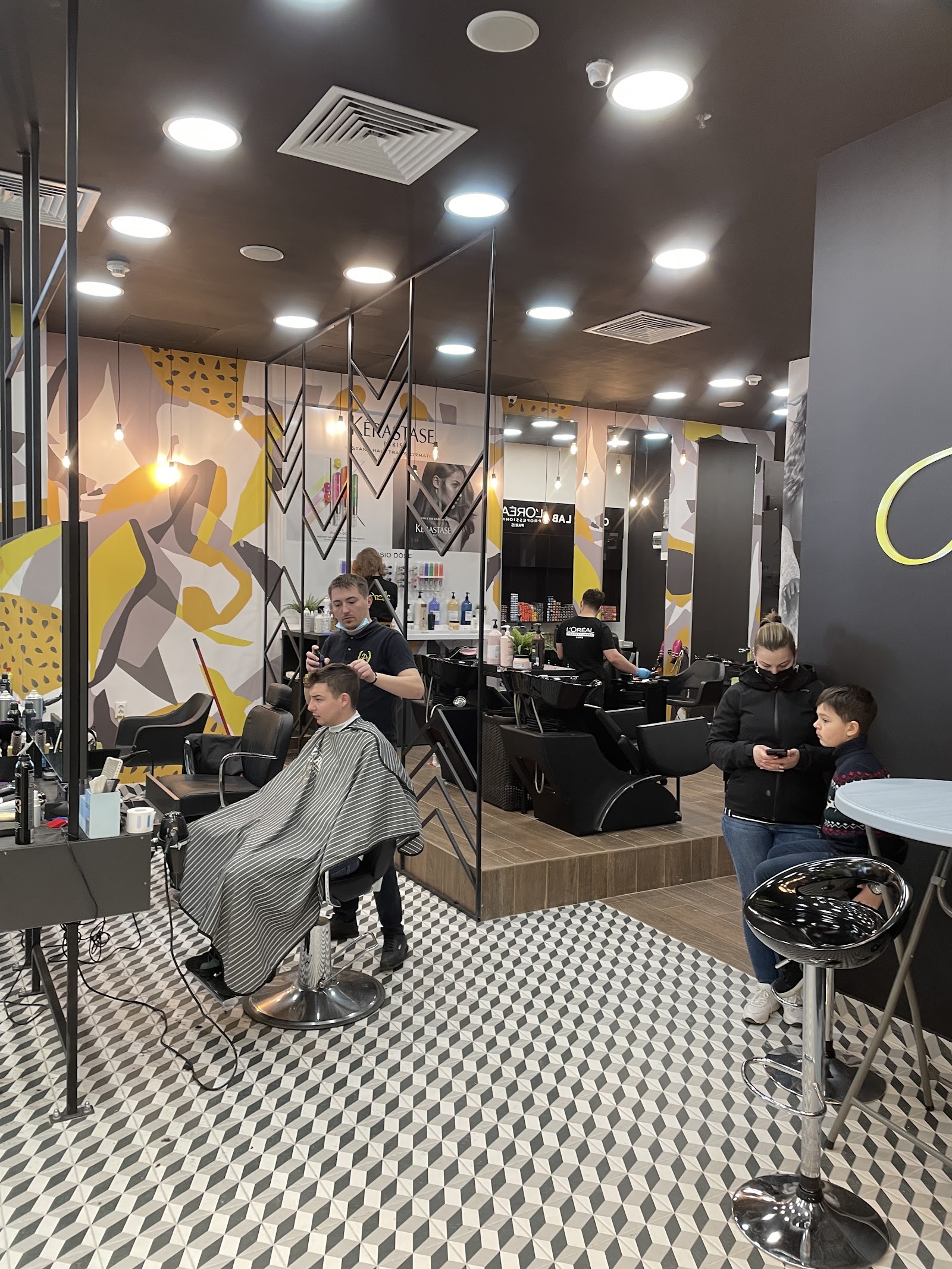 Apollo Beauty Salon Prahova Value Centre