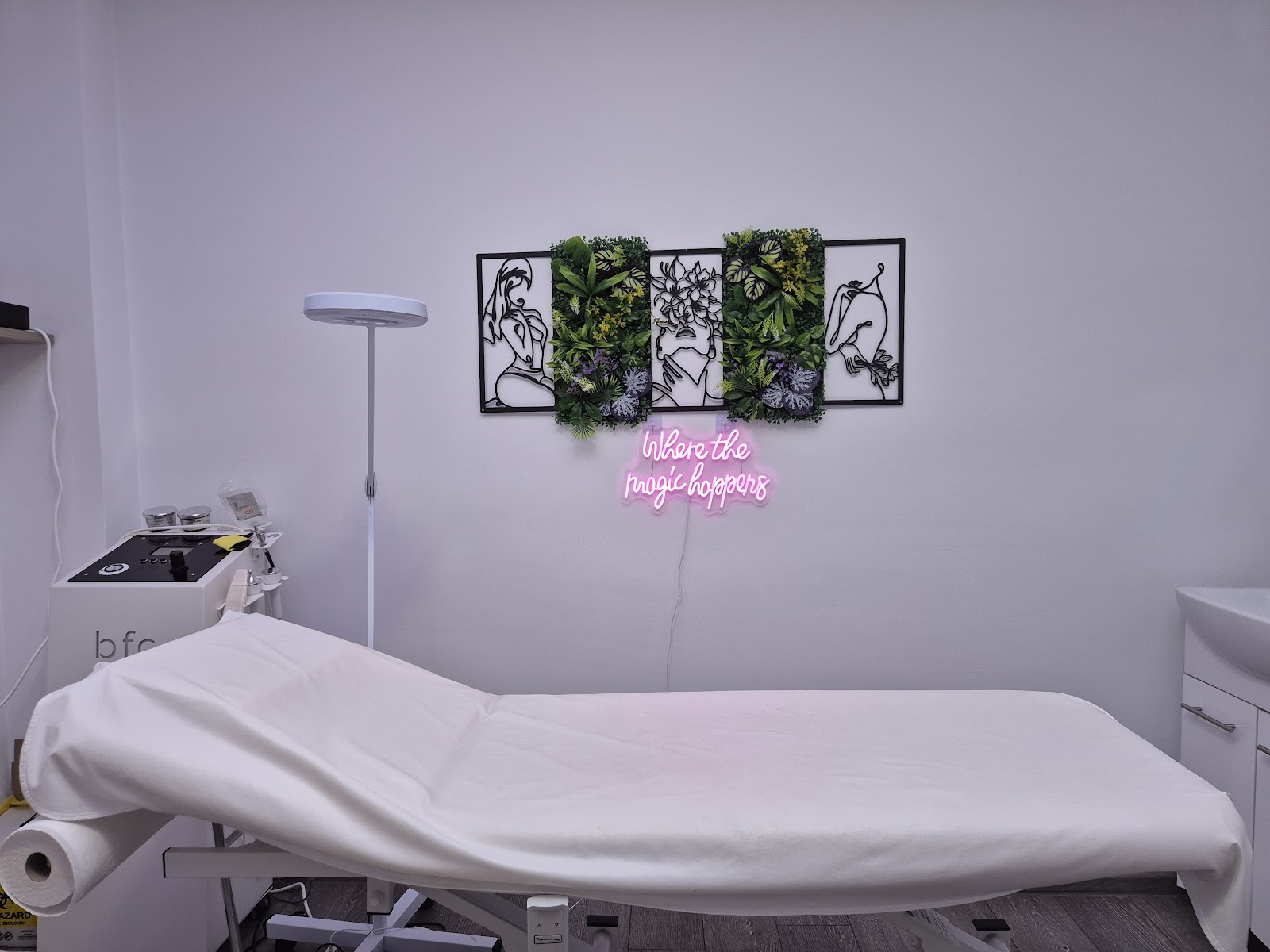Prime Care Center - Epilare Definitivă și Tratamente Faciale Ploiești