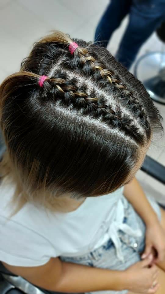 Natalia hair style Domnișori