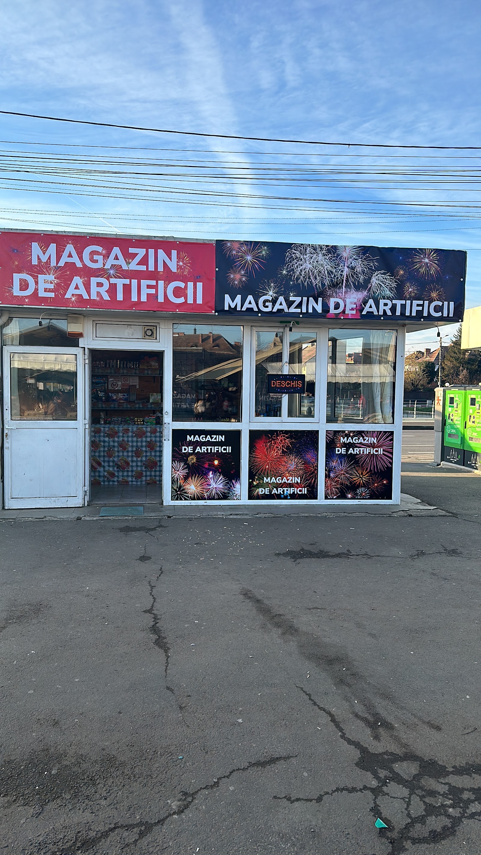 Magazin artificii și petarde