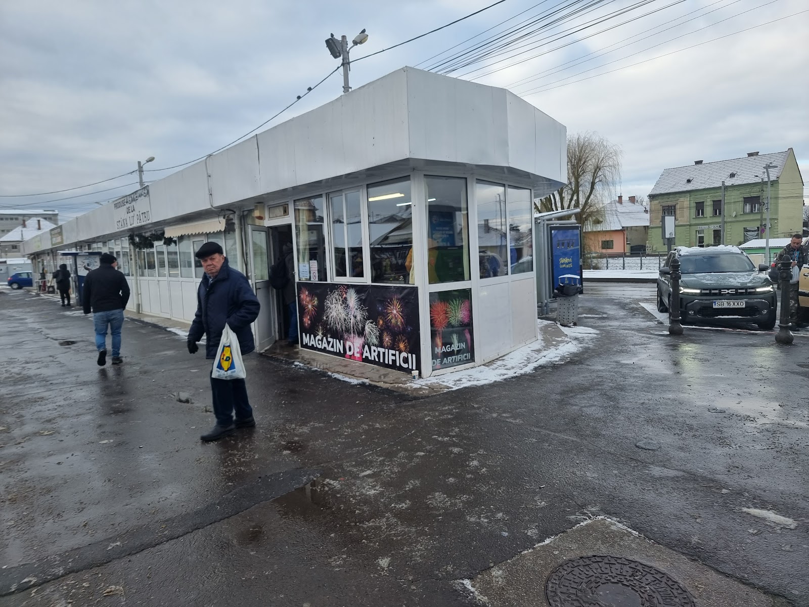 Magazin artificii și petarde