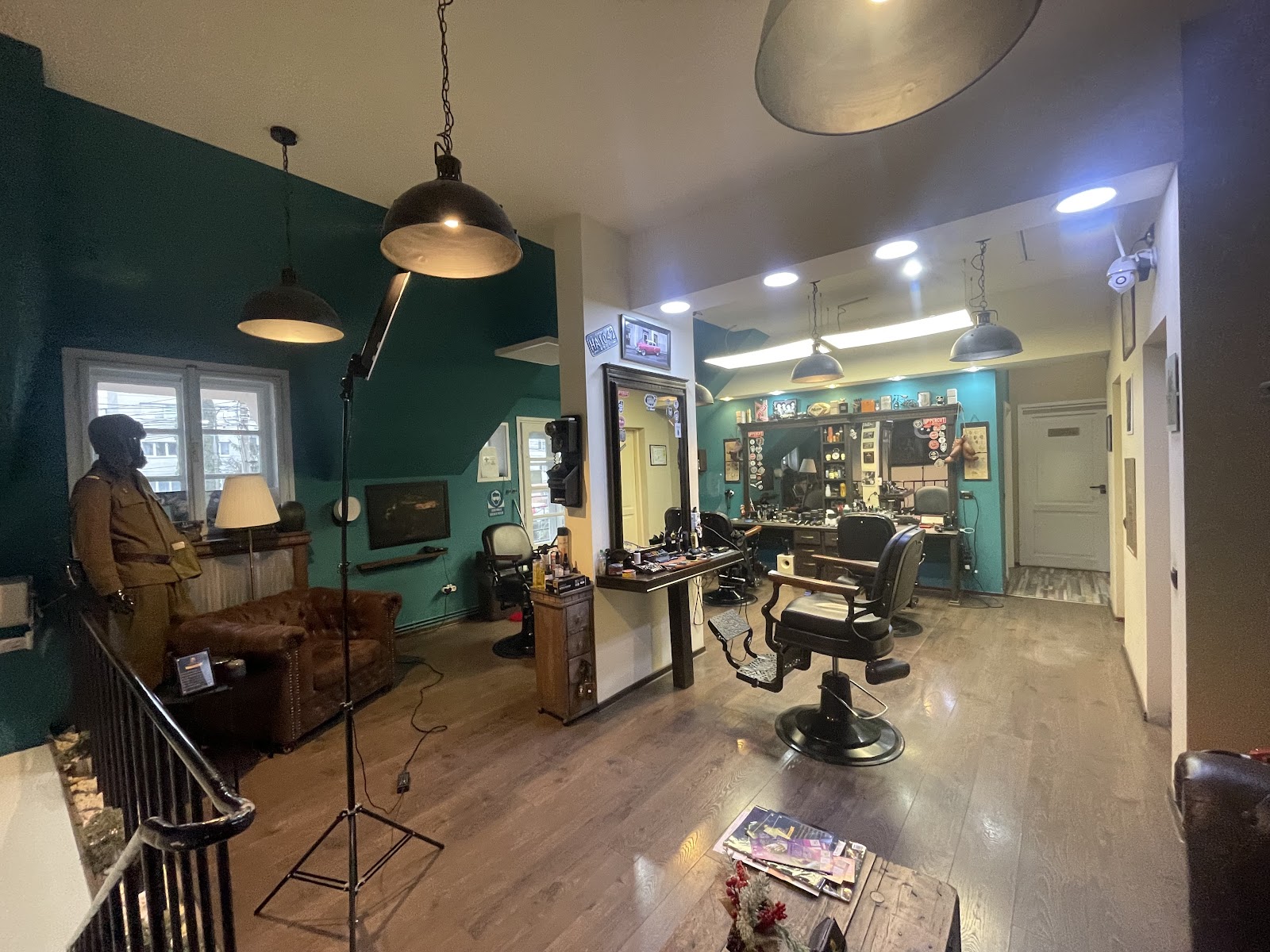 Royals Hair & Barber Shop