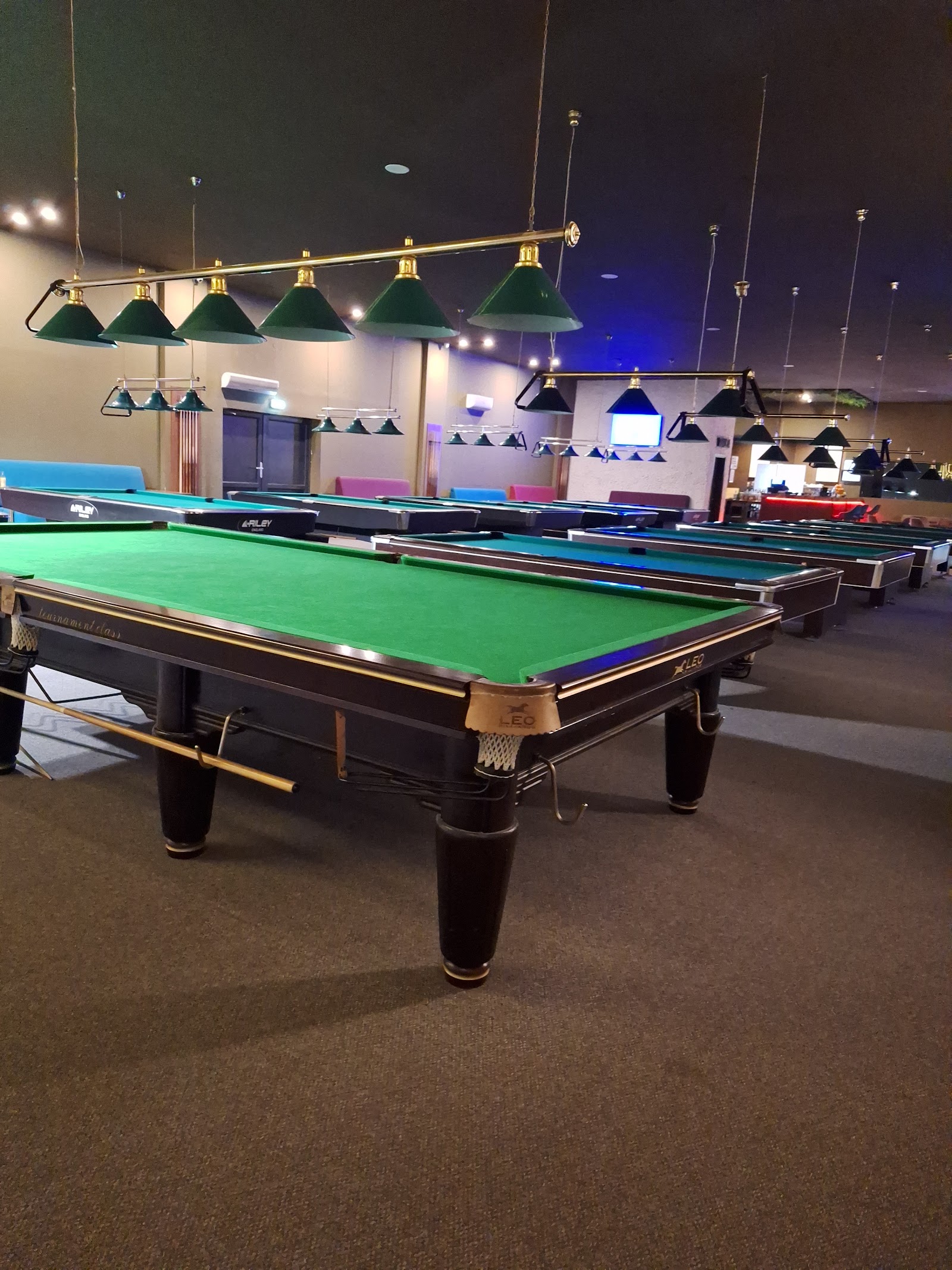 Square Club Biliard