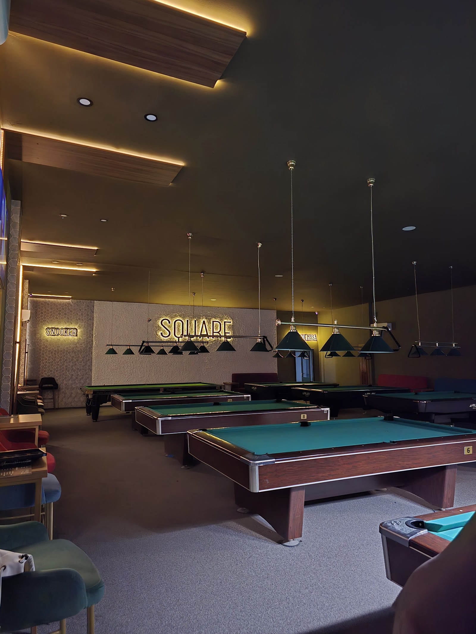 Square Club Biliard