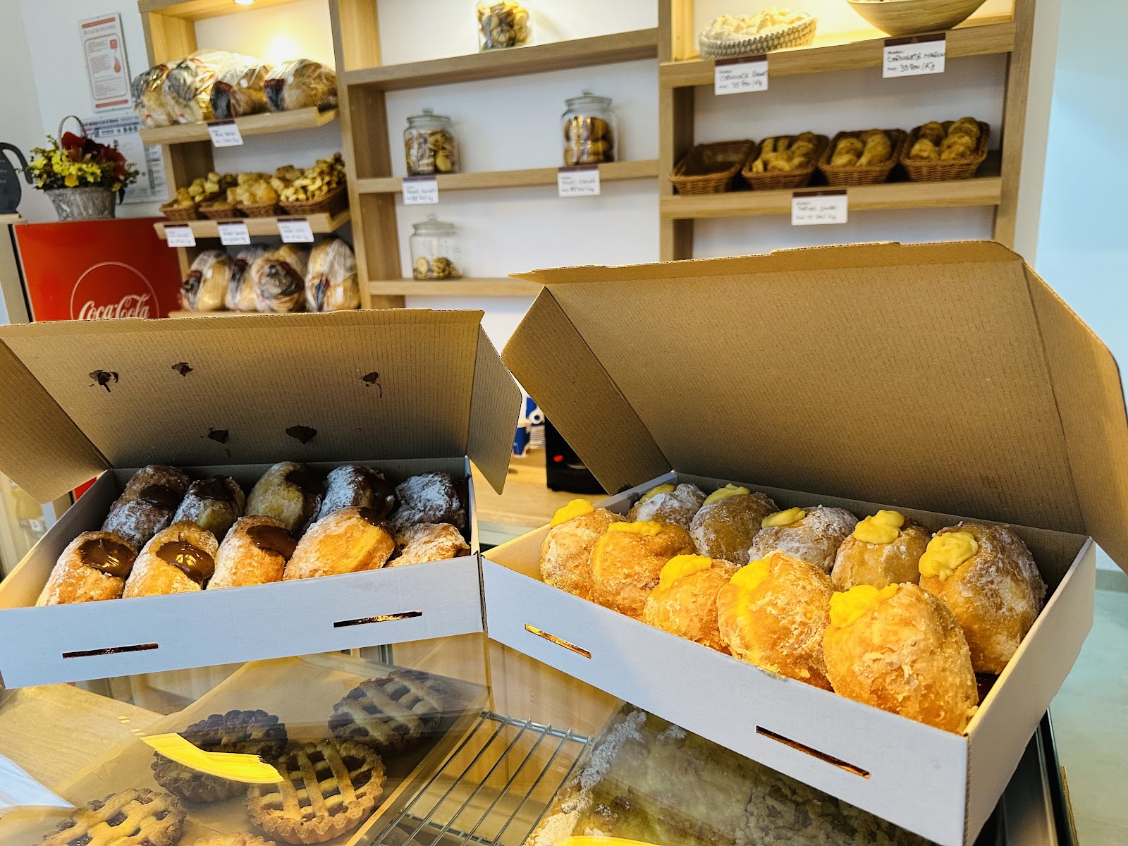La Dya Patiserie Cofetărie