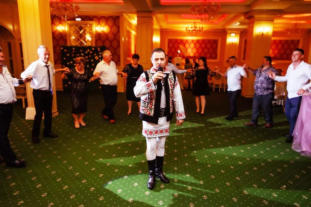 Formatie Nunta Bucuresti - Cristian Harhata