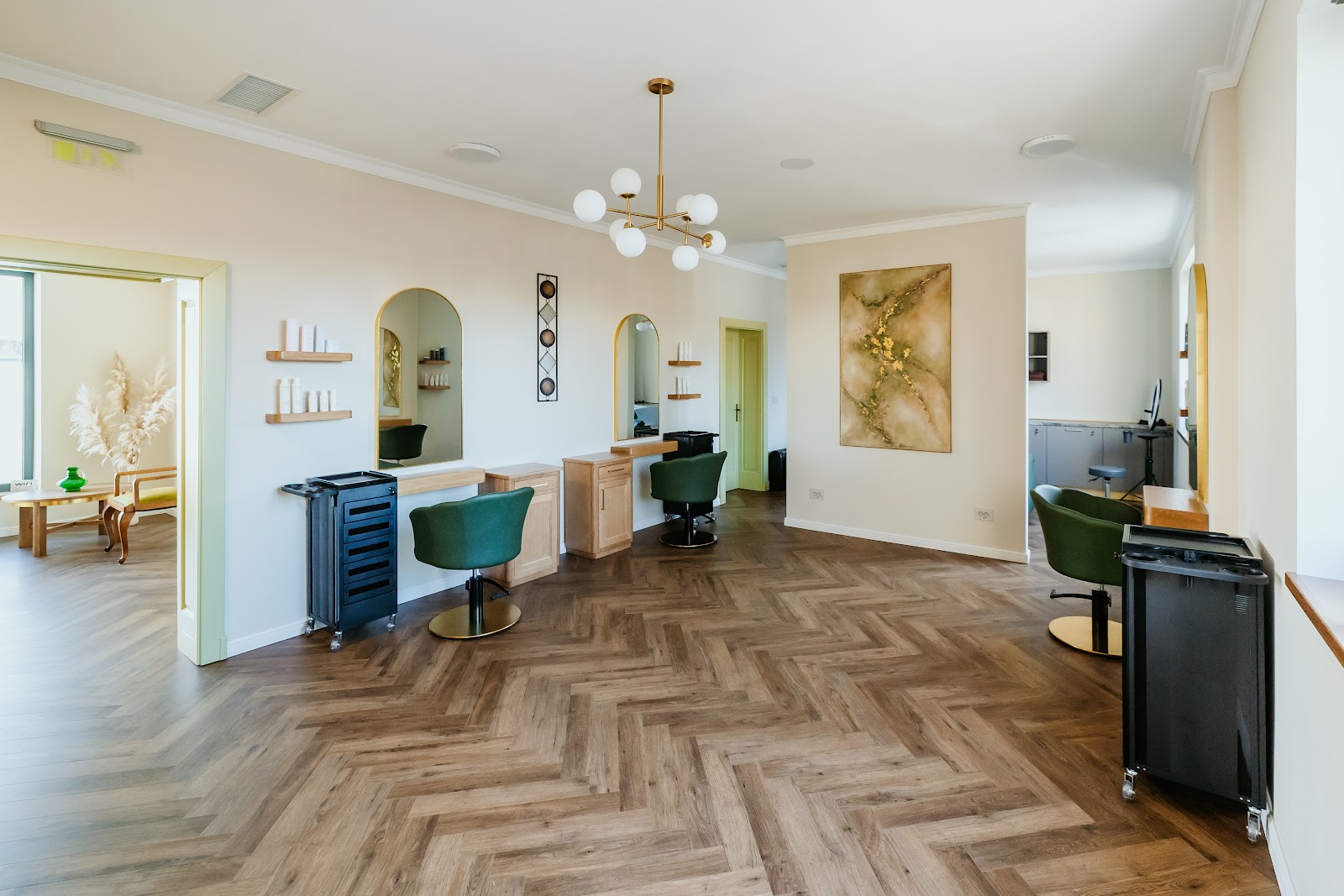 Salon Valentino