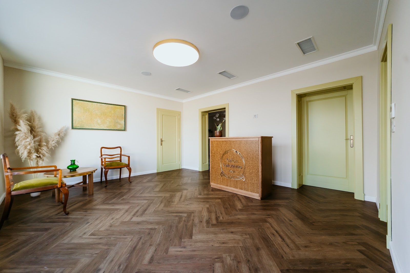 Salon Valentino