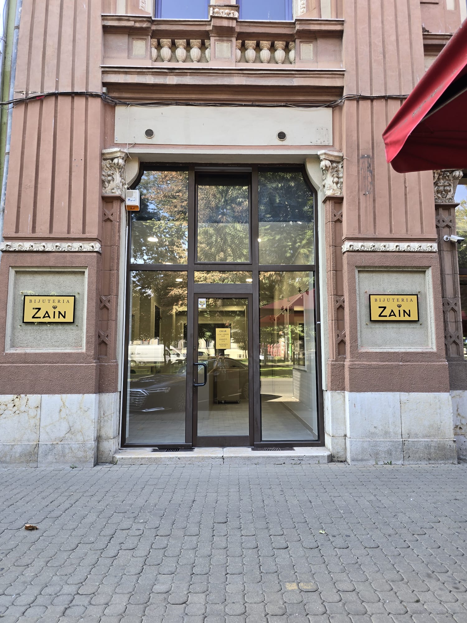 Bijuteria Zain Arad