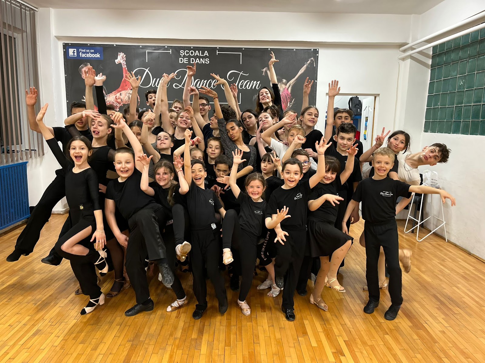 Dum Dance Team - Scoala de dans