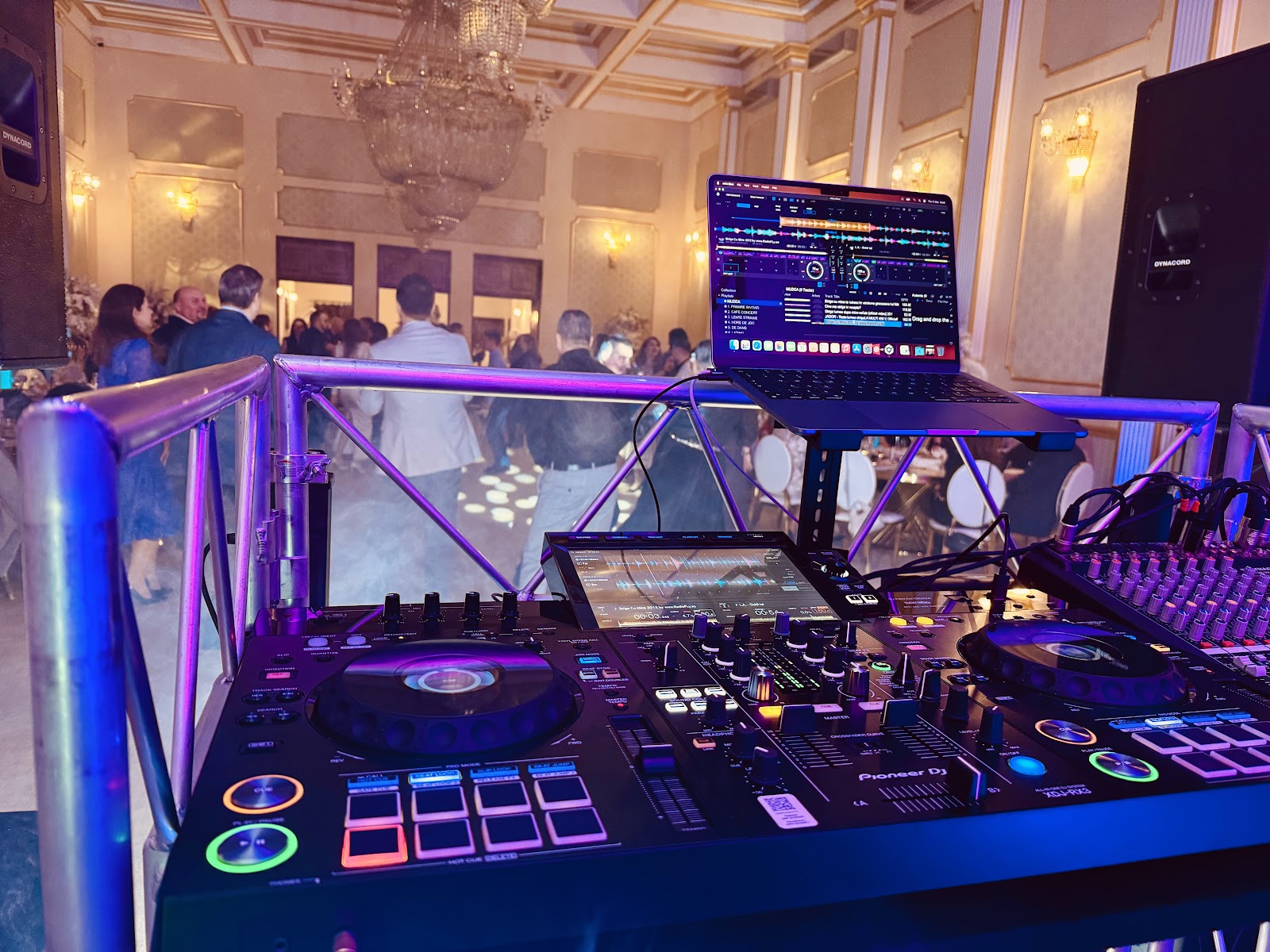 Dj Conu.ro | DJ Evenimente Bucuresti | DJ Nunta | DJ Botez | Sonorizari profesionale | Karaoke