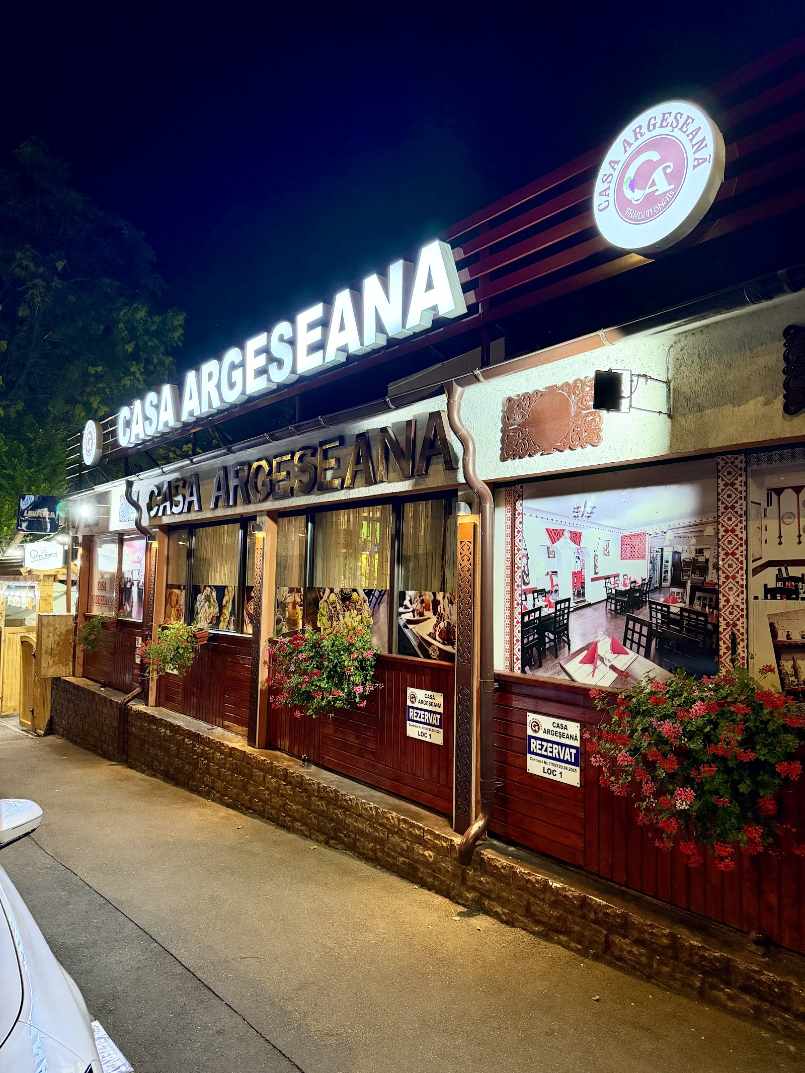 Casa Argeșeană Tradițional
