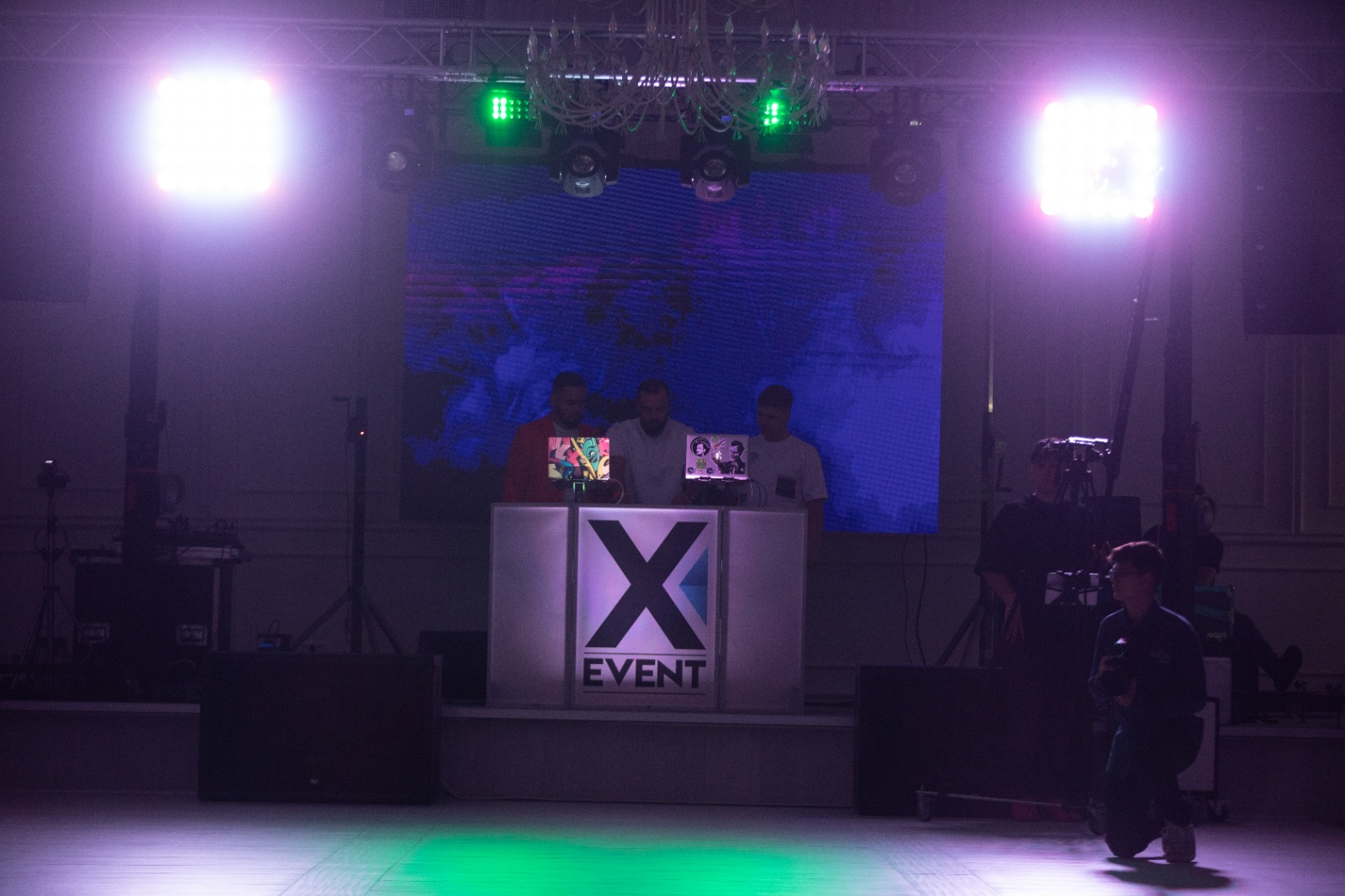 X Event - DJ MC, Show Sax, Solista Cover, Populară | Nunta | Corporate | Botez