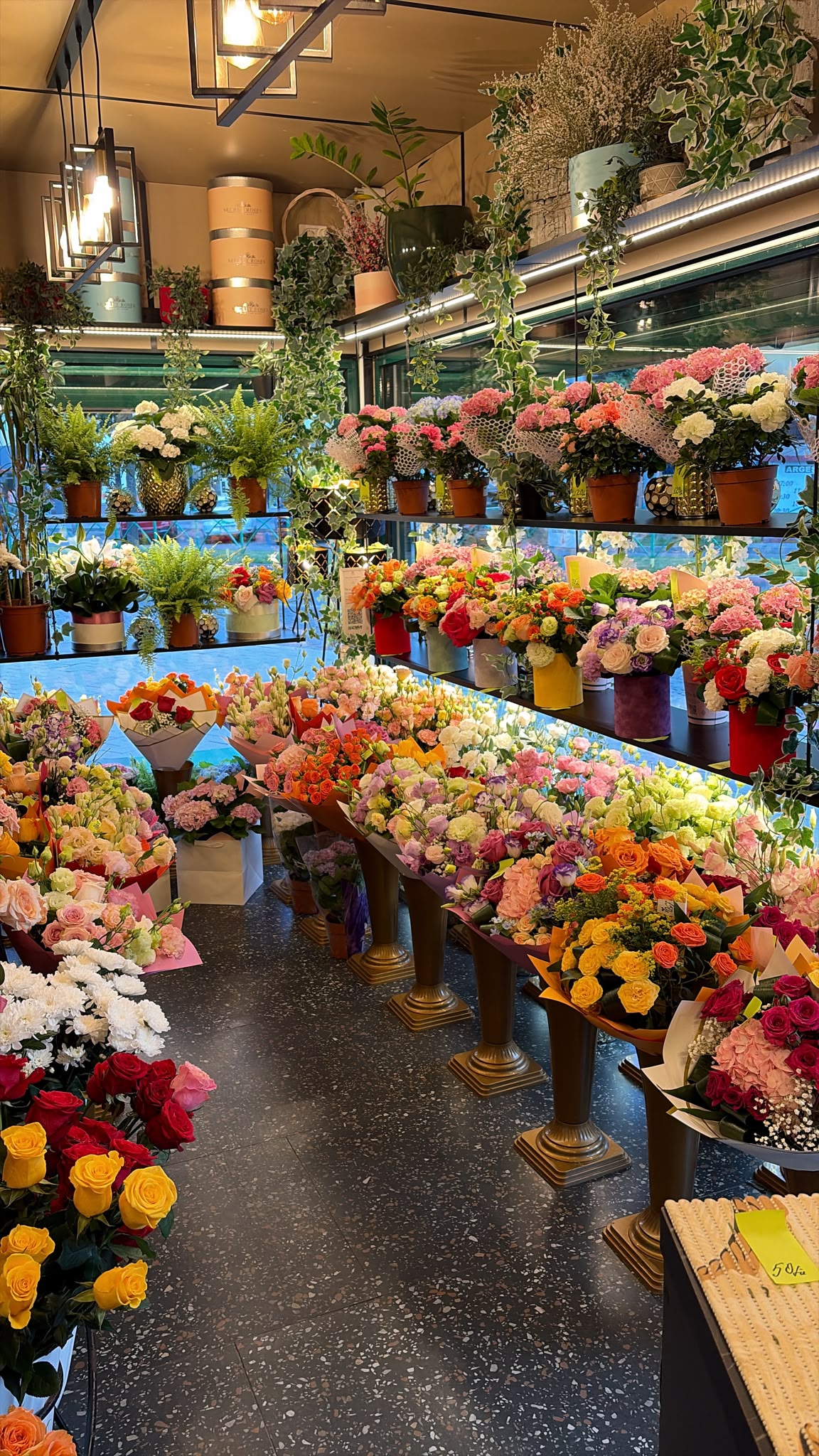 Florarie Trandafirul Art Floral