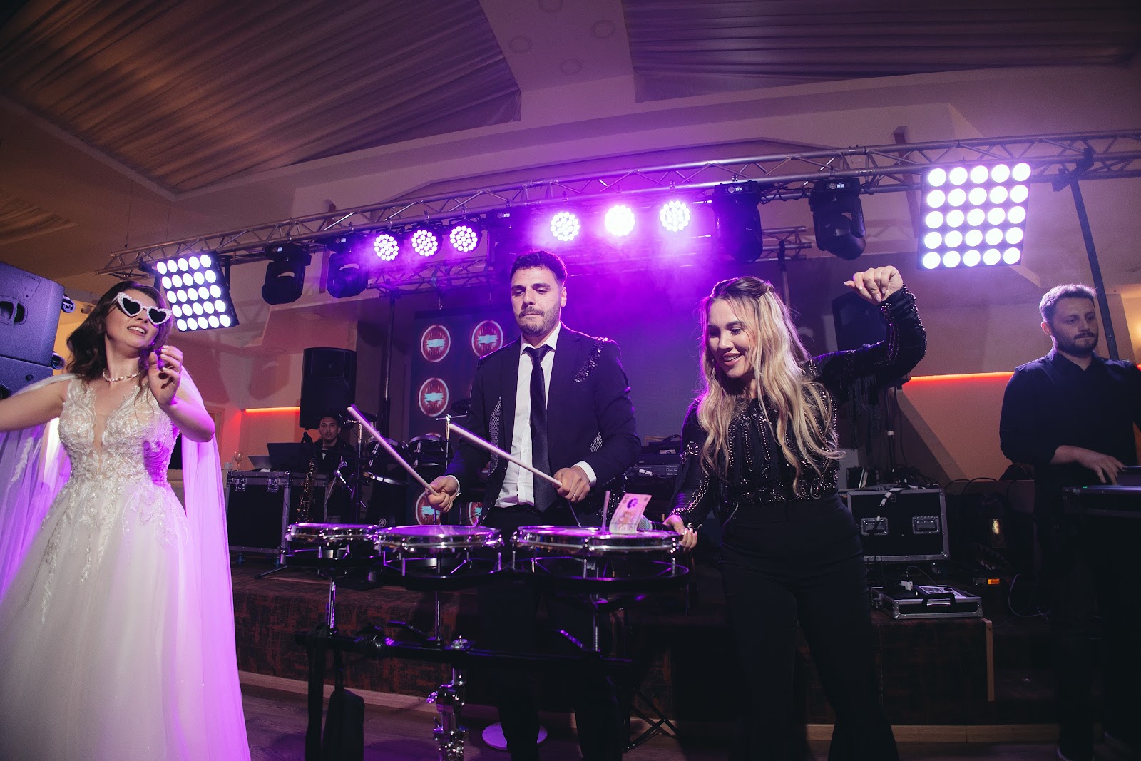 Simina Stanciu Events - Formație Nuntă Oltenia