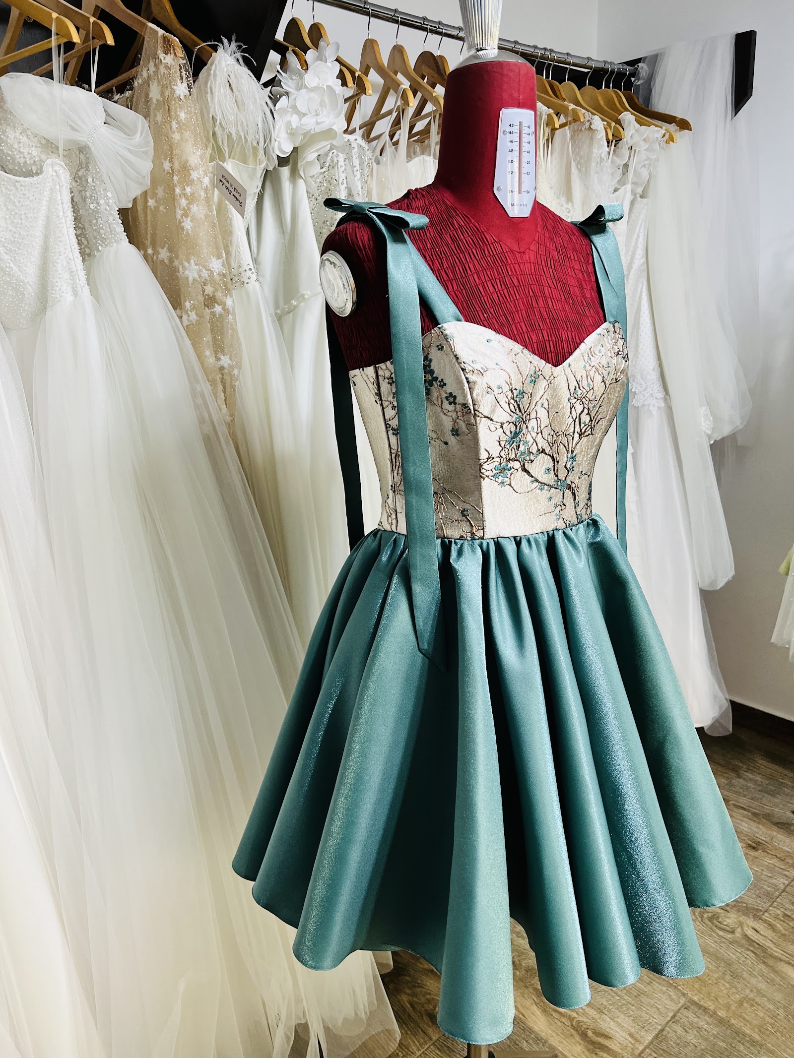 Fashion Style Luk, Rochite mireasa , ocazie, cununie civila alb, roz , fucsia, , voalurii ,