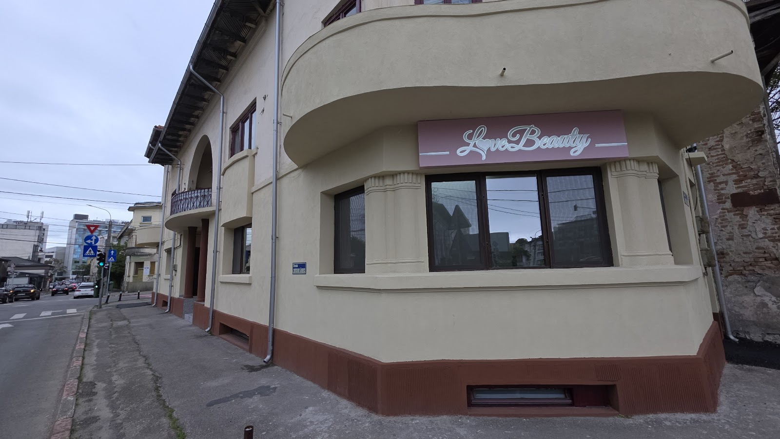 Love Beauty Pitesti