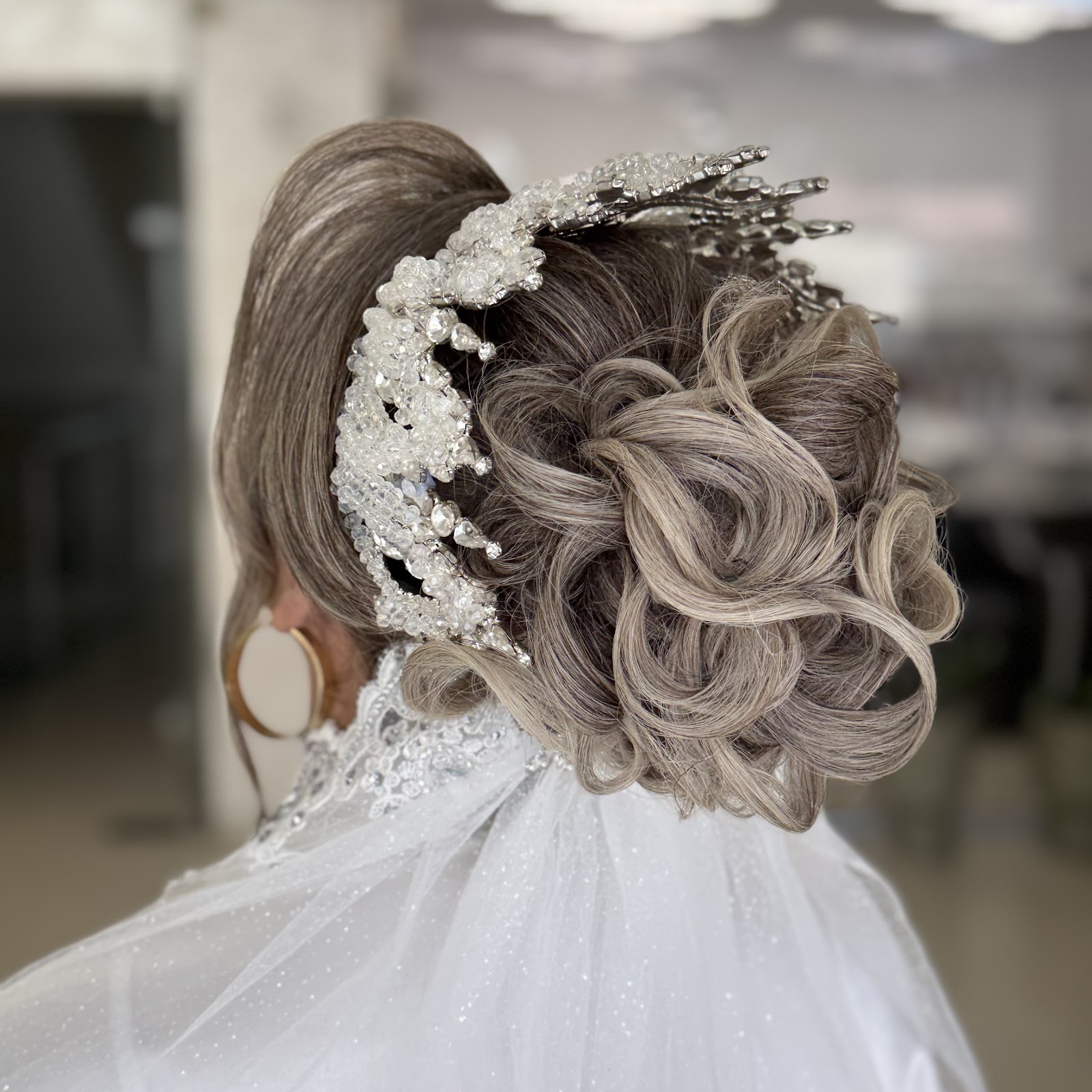 Salon Bela Popescu
