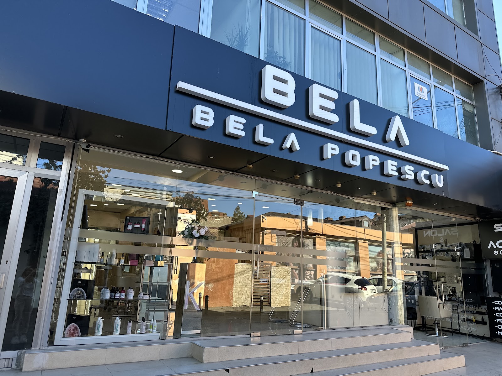 Salon Bela Popescu
