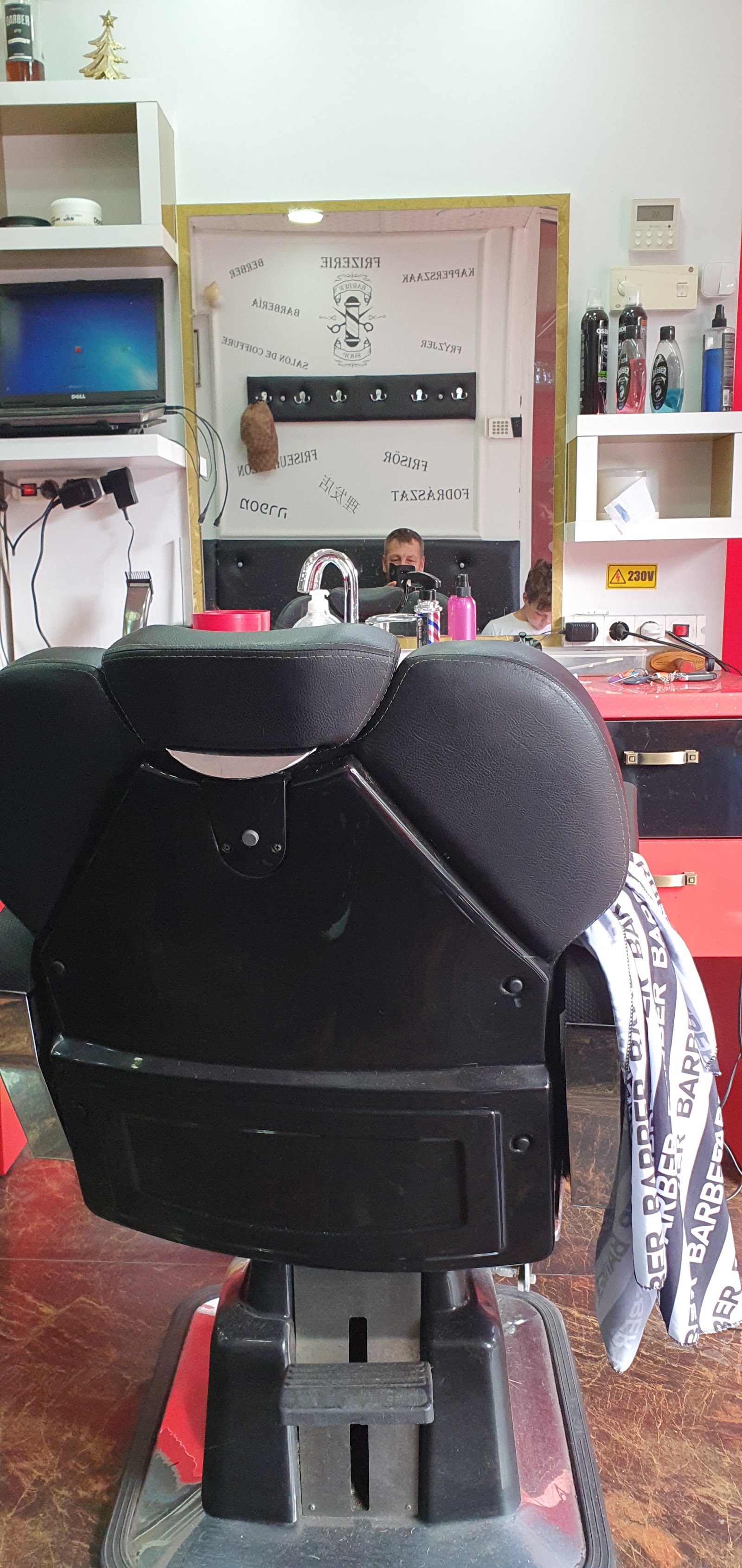 Red Salon