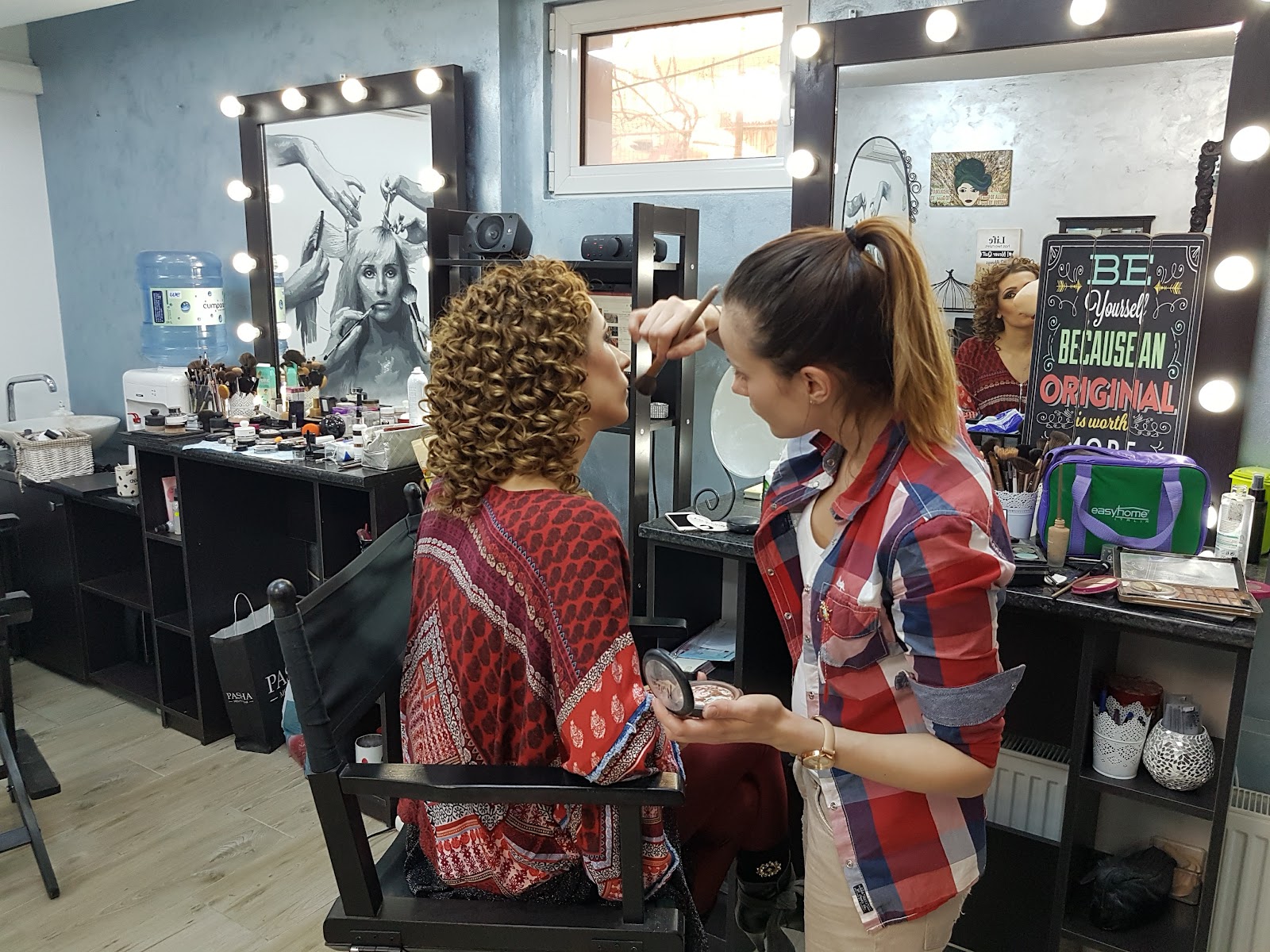 Back Stage Style