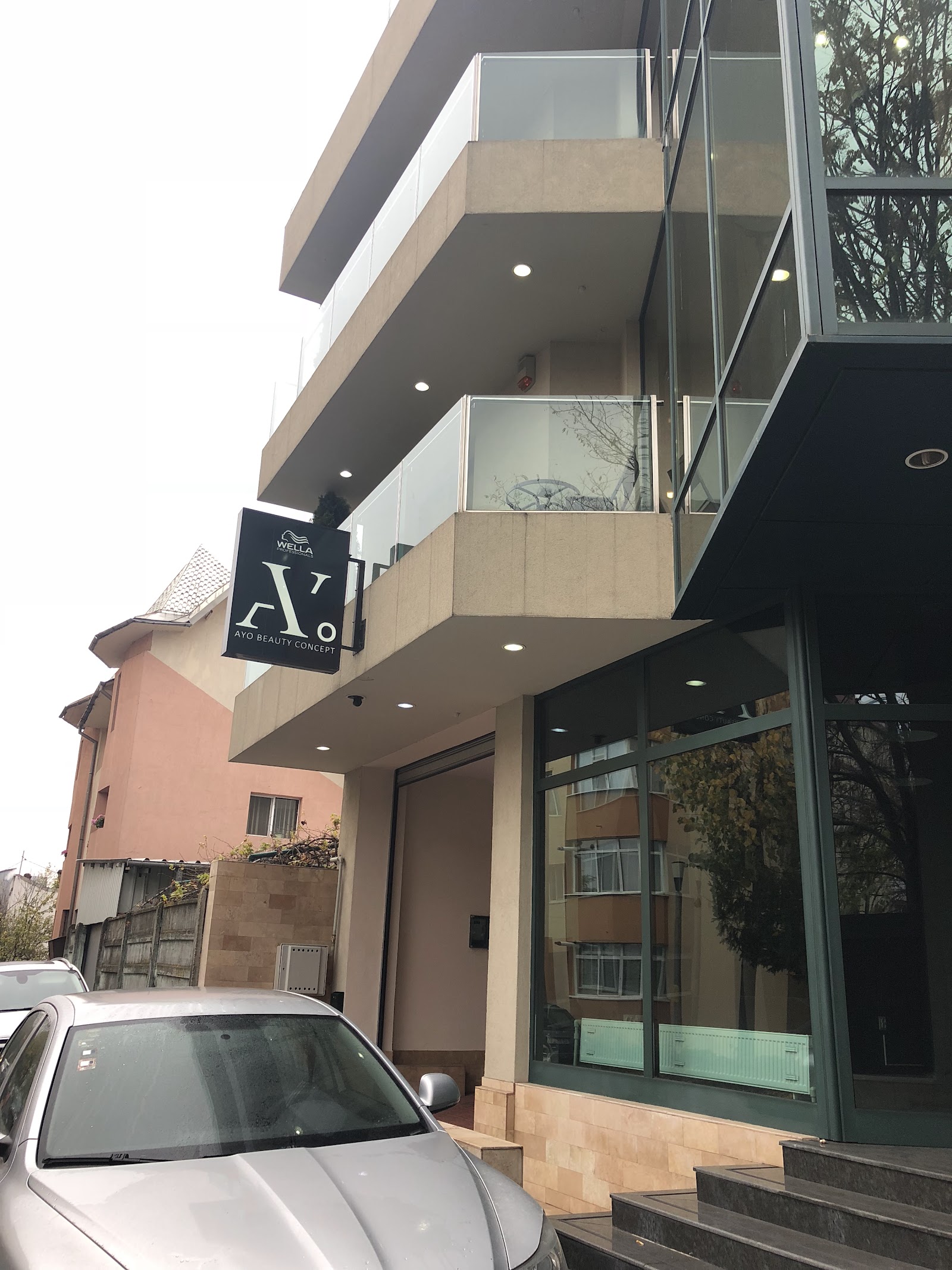 Salon Ayo