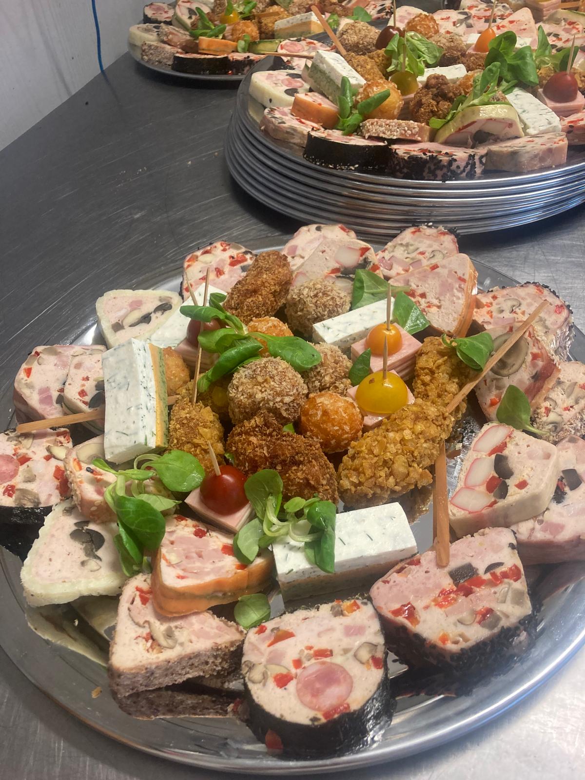 CATERING BACAU LA OVIDIU PAPA BUN