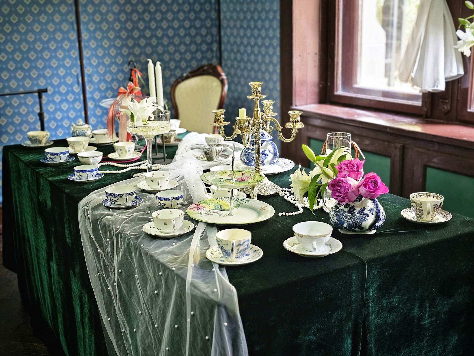 Rendez-Vous cu flori, atelier de creație florală by Lucia Pădurariu