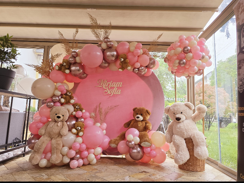 DaniMar Decor Evenimente | Personalizări cu Broderie
