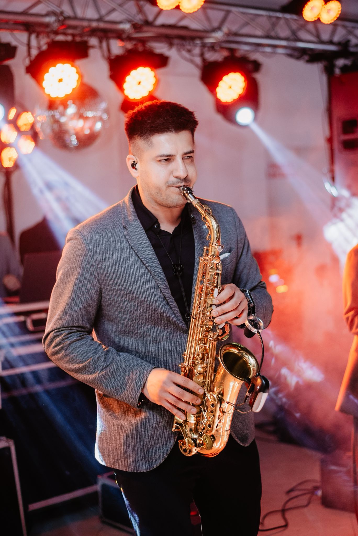 Ionut Mocanu - dj & Live Music